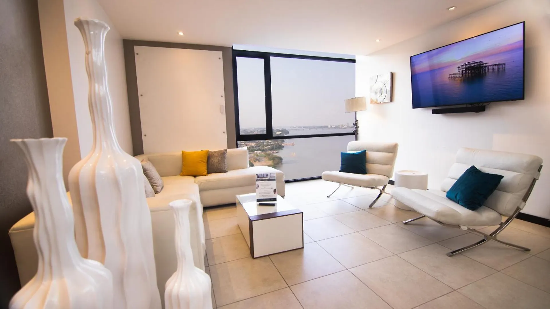 Apartment Suite 1403 Bellini 1, Puerto Santa Ana, Guayaquil